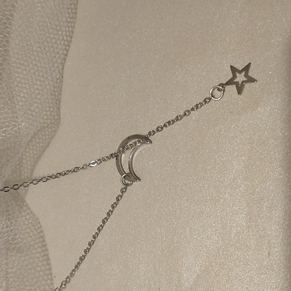 Silver Moon and Star "Y" Necklace! - Picture 4 of 4